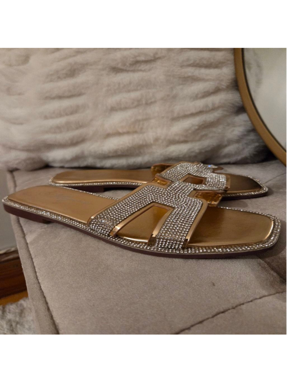 Women's LUFFYMOMO Gold & Silver Rhinestone Flat Sandals Size 8